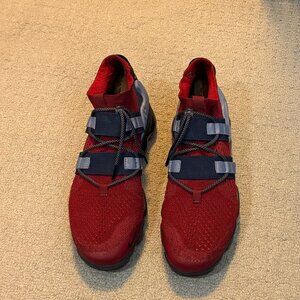 NIKE VAPORMAX FK UTILITY SZ 10.5